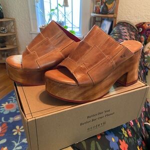 NUB 8.5 Bed Stu 39 Patchwork Leather Wooden Platform Tan Rustic